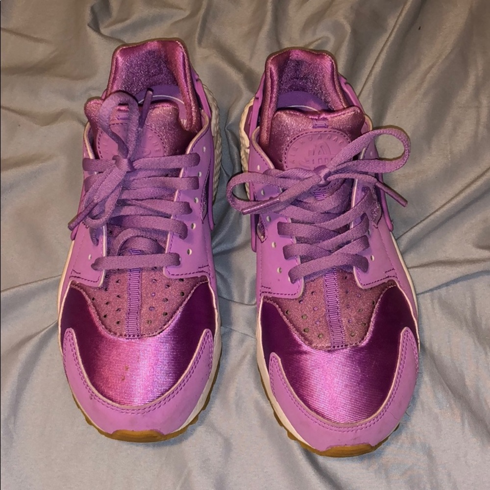 nike womens huaraches